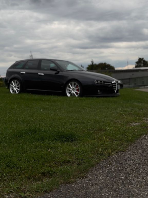 Alfa Romeo 159 181.000 km 10.000 € Reutin 72275