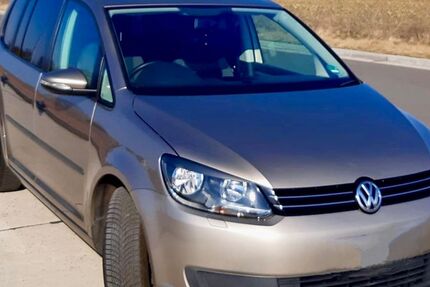VW Touran 153.300 km 8.200 &euro; Pasewalk 17309