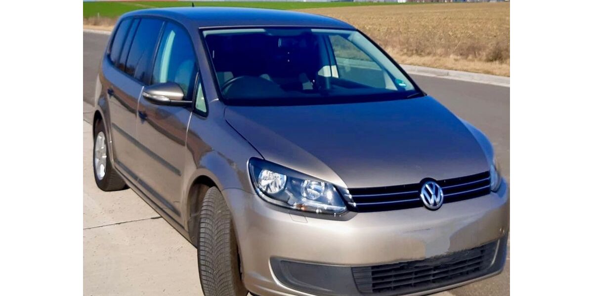 VW Touran 153.300 km 8.200 &euro; Pasewalk 17309