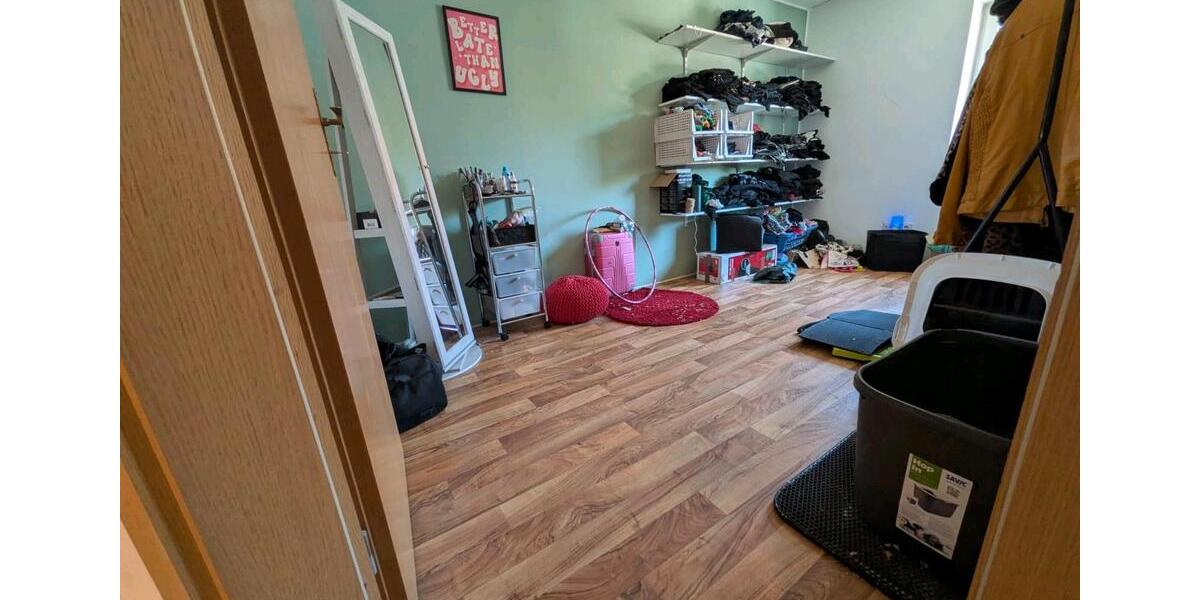 Etagenwohnung Schwarzenfeld - 4 Zimmer, 90 m&sup2;, 850&euro; | Angebot:26395836