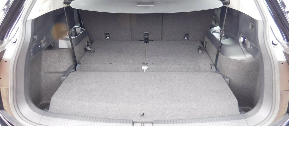 VW Tiguan Allspace 1.5 TSI Life 7 Sitze Navi DSG 27.500 km 29.390 &euro; Vordorf 38533