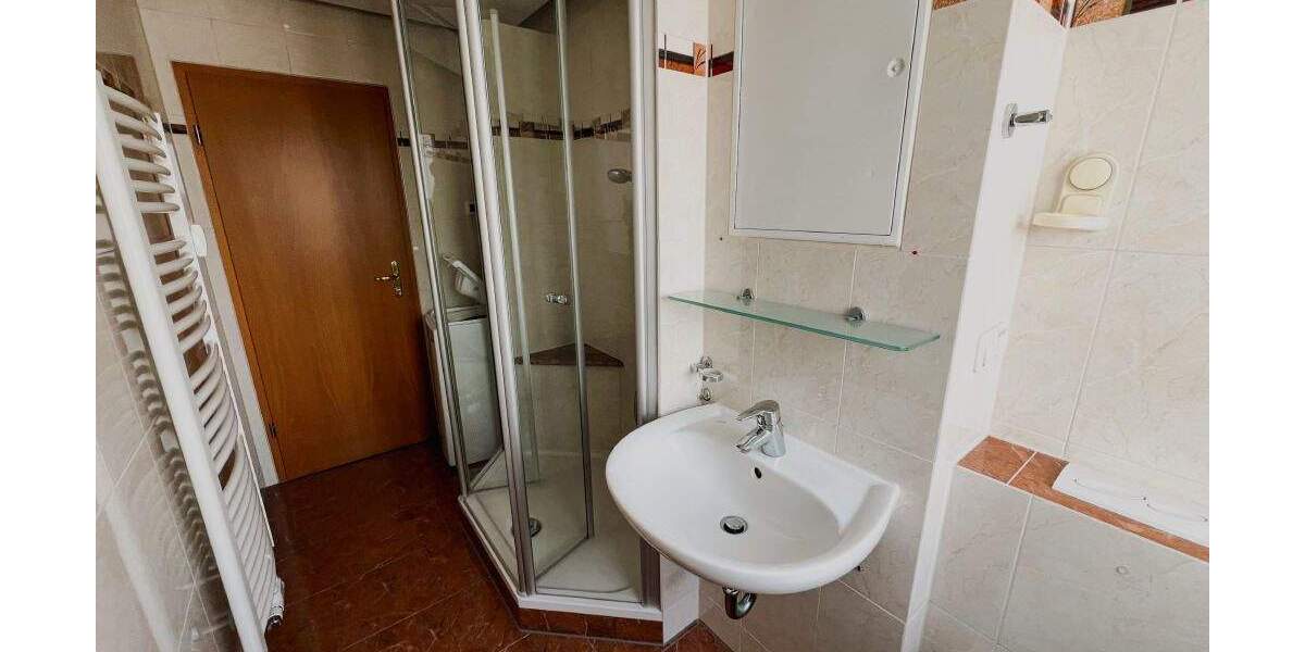 Etagenwohnung Riesa Neugröba - 4 Zimmer, 76 m&sup2;, 80.000&euro; | Angebot:25691521