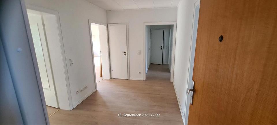 4,5 Zimmer-Erdgeschoßwohnung mit eigenem Garten