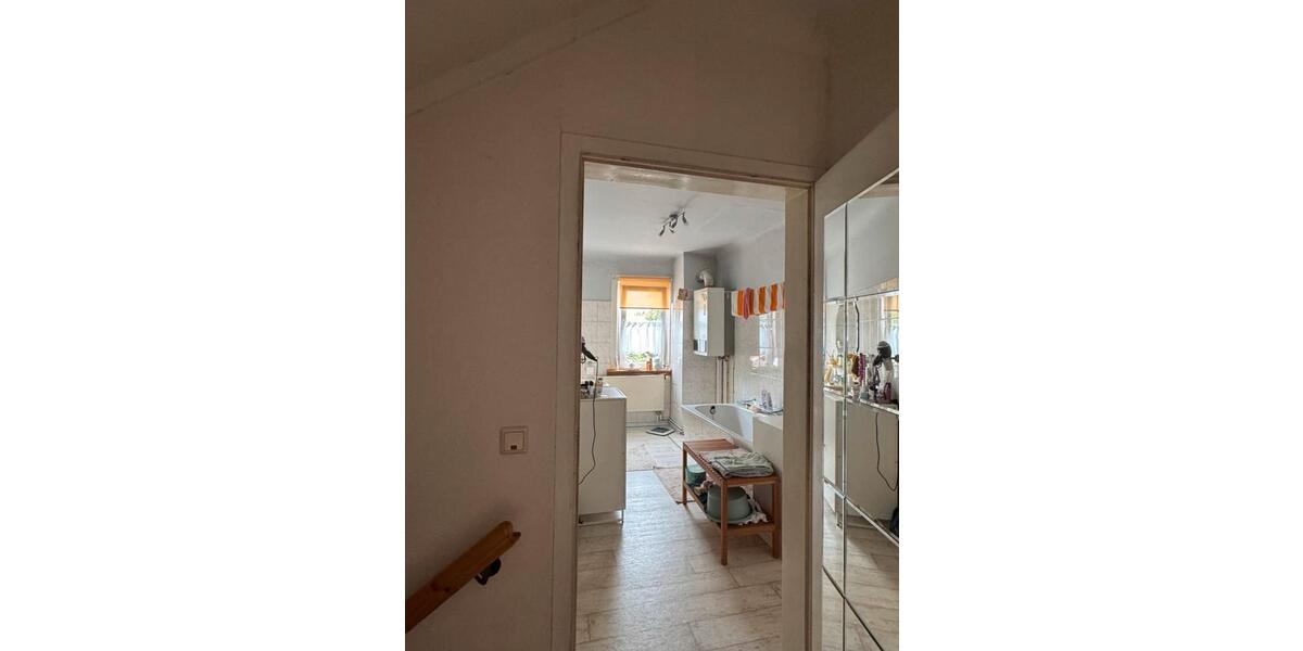 Mehrfamilienhaus, Wohnhaus Drei Gleichen - 13 Zimmer, 300 m&sup2;, 150.000&euro; | Angebot:26932538