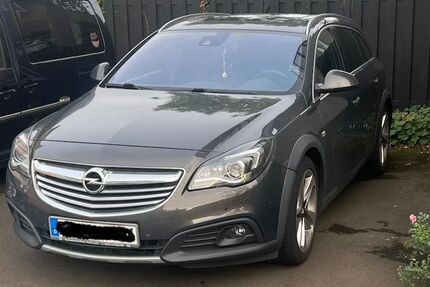 Opel Insignia 140.000 km 10.800 &euro; Hiddenhausen 32120
