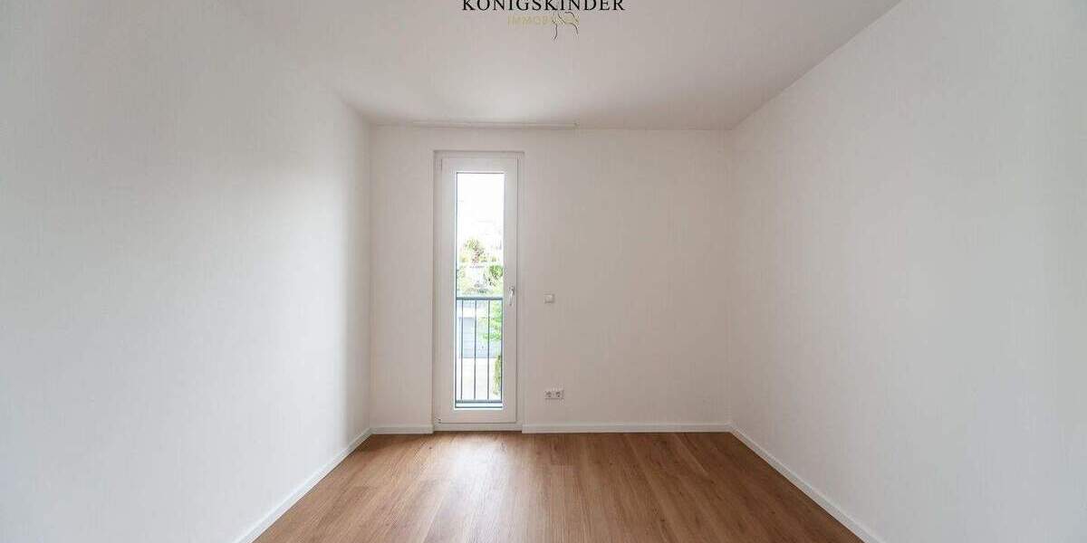 Doppelhaushälfte Stuttgart Zuffenhausen - 8 Zimmer, 154 m&sup2;, 945.000&euro; | Angebot:24709813