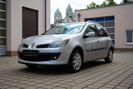 Renault Clio 96.079 km 3.900 &euro; Leipzig 04179