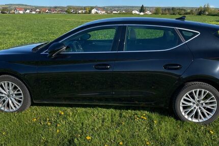 Seat Leon 62.800 km 17.650 &euro; Hüttenberg 35625