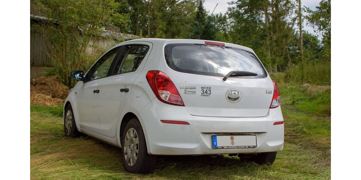 Hyundai i20 193.000 km 5.800 &euro; Visselhövede 27374