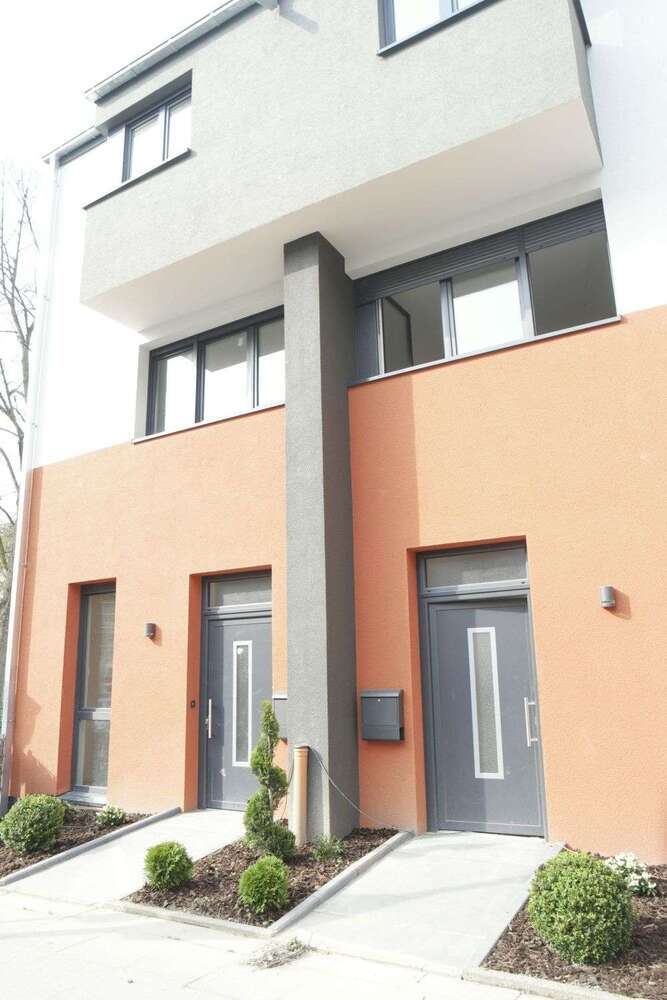 Haus zum Mieten in Witten 1.695 € 150 m²