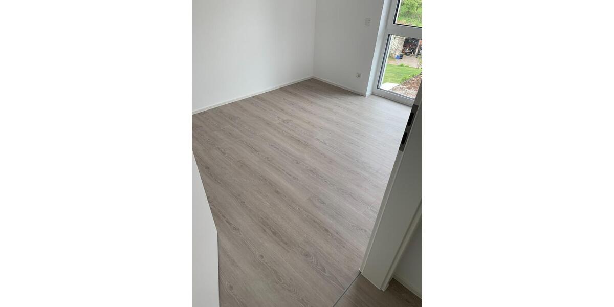 Dachgeschoßwohnung Saarlouis - 3 Zimmer, 92 m&sup2;, 290.000&euro; | Angebot:25350493