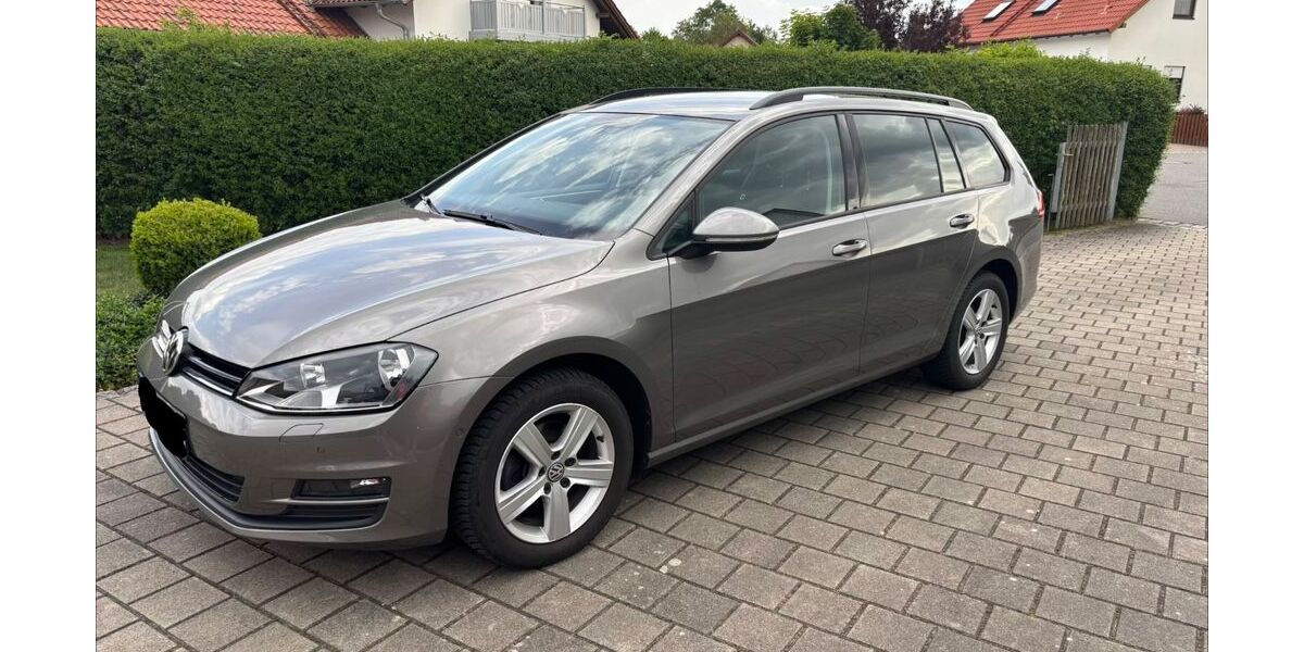 VW Golf 104.185 km 11.500 &euro; Cham 93413