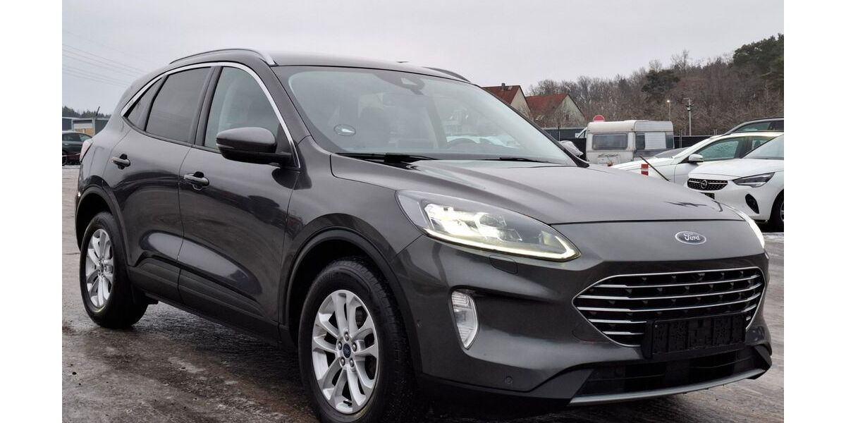 Ford Kuga 159.000 km 12.999 &euro; Berlin 15831