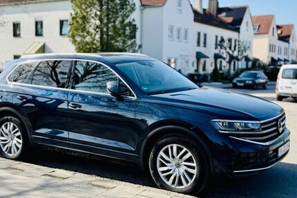 VW Touareg 56.300 km 51.999 &euro; Unterschleißheim 85716