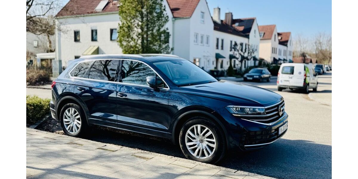 VW Touareg 56.300 km 55.599 &euro; Unterschleißheim 85716