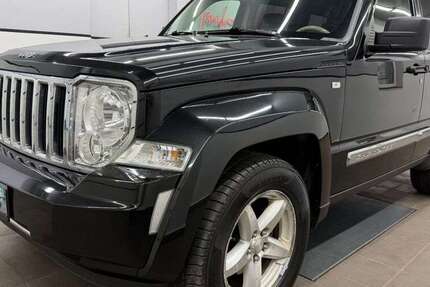 Jeep Cherokee 322.850 km 6.990 &euro; München 81243