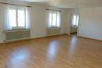 Etagenwohnung Burglengenfeld - 4 Zimmer, 127 m&sup2;, 850&euro; | Angebot:25070508