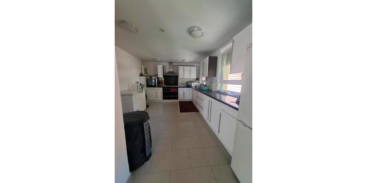 Etagenwohnung Mühlacker - 4 Zimmer, 135 m&sup2;, 1.700&euro; | Angebot:26683048