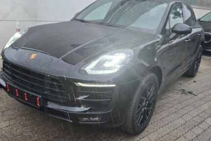 Porsche Macan 90.700 km 39.999 &euro; München 80689