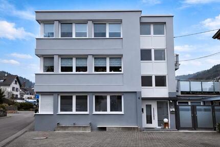 Haus Kordel - 9 Zimmer, 230 m&sup2;, 450.000&euro; | Angebot:27104308