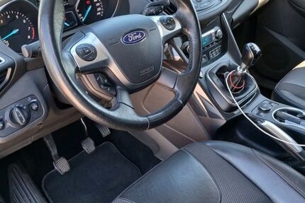 Ford Kuga 185.005 km 7.000 &euro; Altenthann 93177