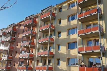 Wohnung Thum - 4 Zimmer, 70 m&sup2;, 470&euro; | Angebot:25729824