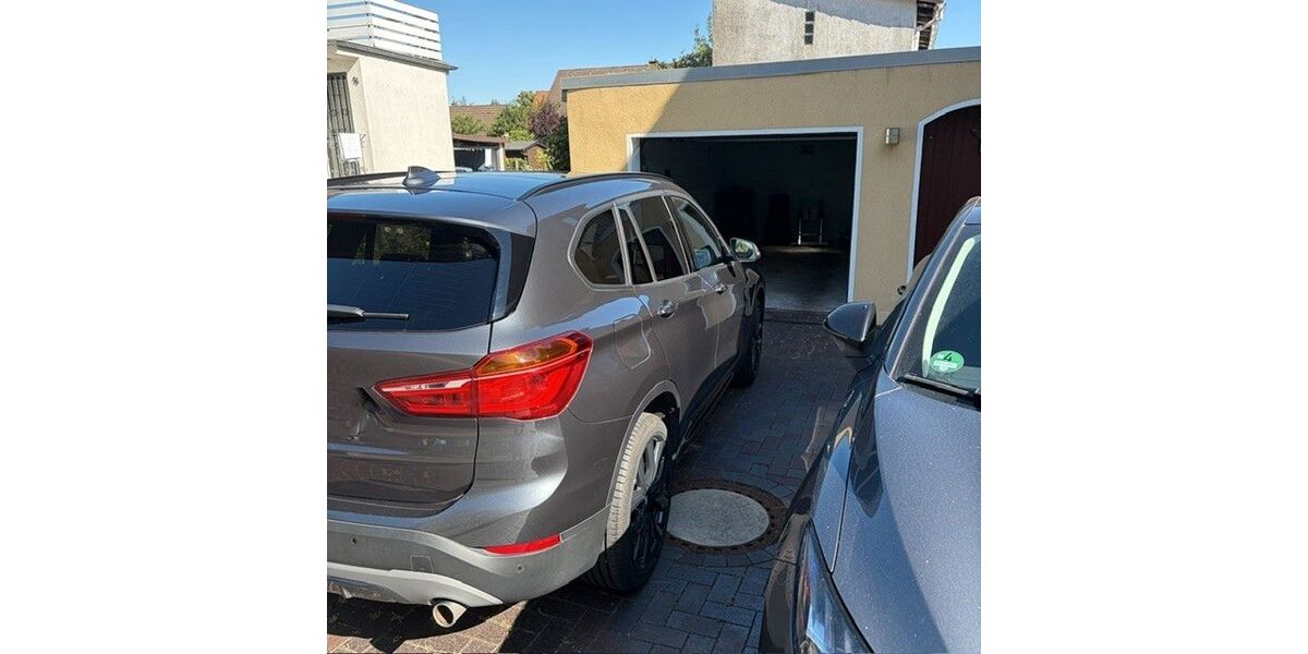 BMW X1 102.500 km 17.700 &euro; Neustadt am Rübenberge 31535