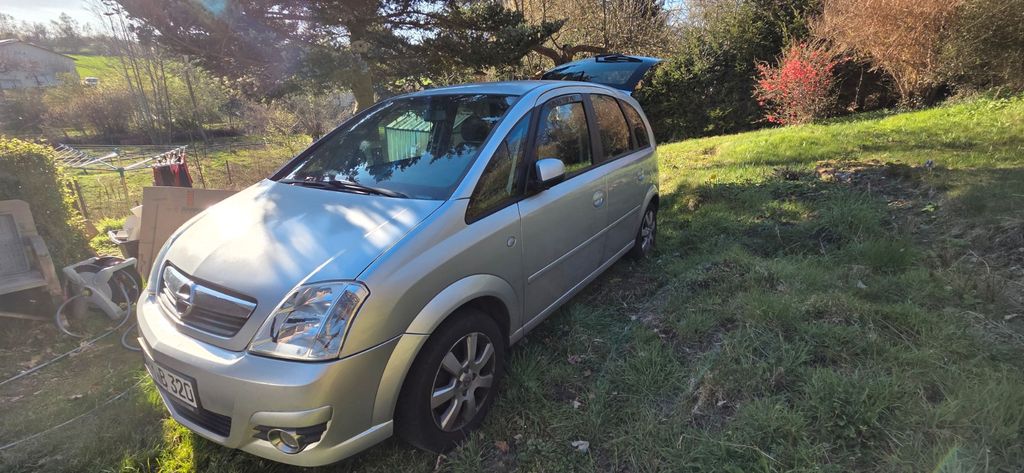 Opel Meriva 126.677 km 1.700 &euro; Colditz 04680