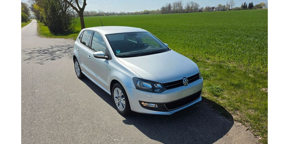 VW Polo 93.000 km 7.950 &euro; Admannshagen 18211