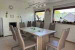 Interessantes Wohnhaus mit 2 Wohnungen, Nebengebäude und Grünland - Einfamilienhaus Stolzenau | Angebot:27142431