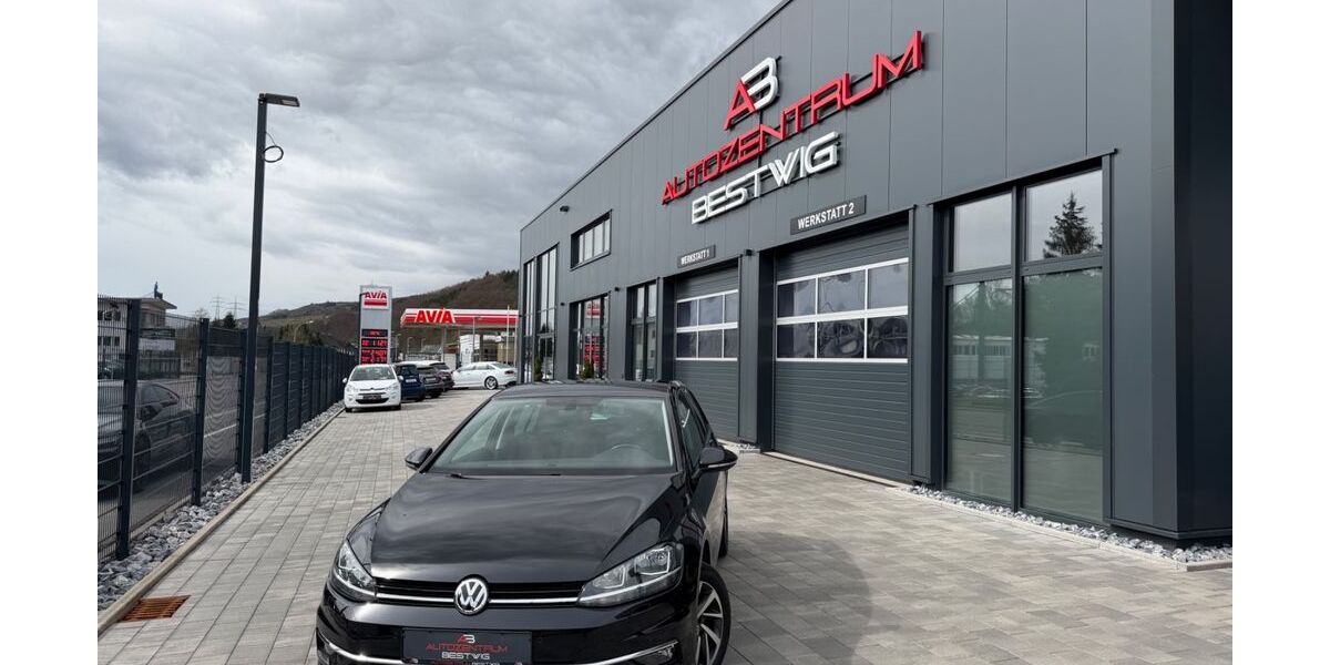 VW Golf 130.000 km 14.995 &euro; Bestwig-Nuttlar 59909