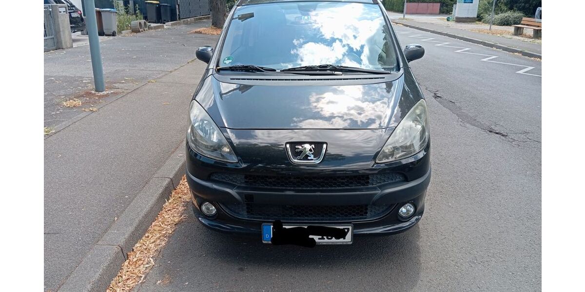 Peugeot 1007 149.500 km 950 &euro; Mannheim 68305