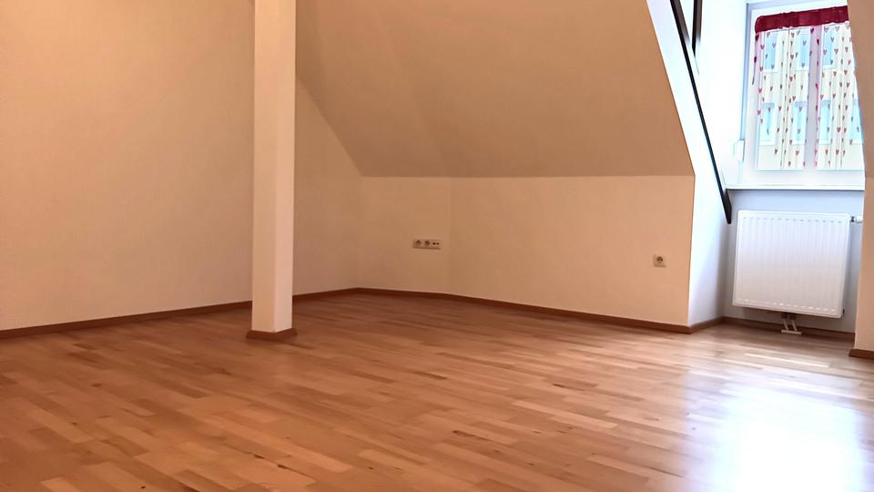 Maisonettenwohnung Schweinfurt Gartenstadt - 4 Zimmer, 90 m&sup2;, 299.000&euro; | Angebot:27114922