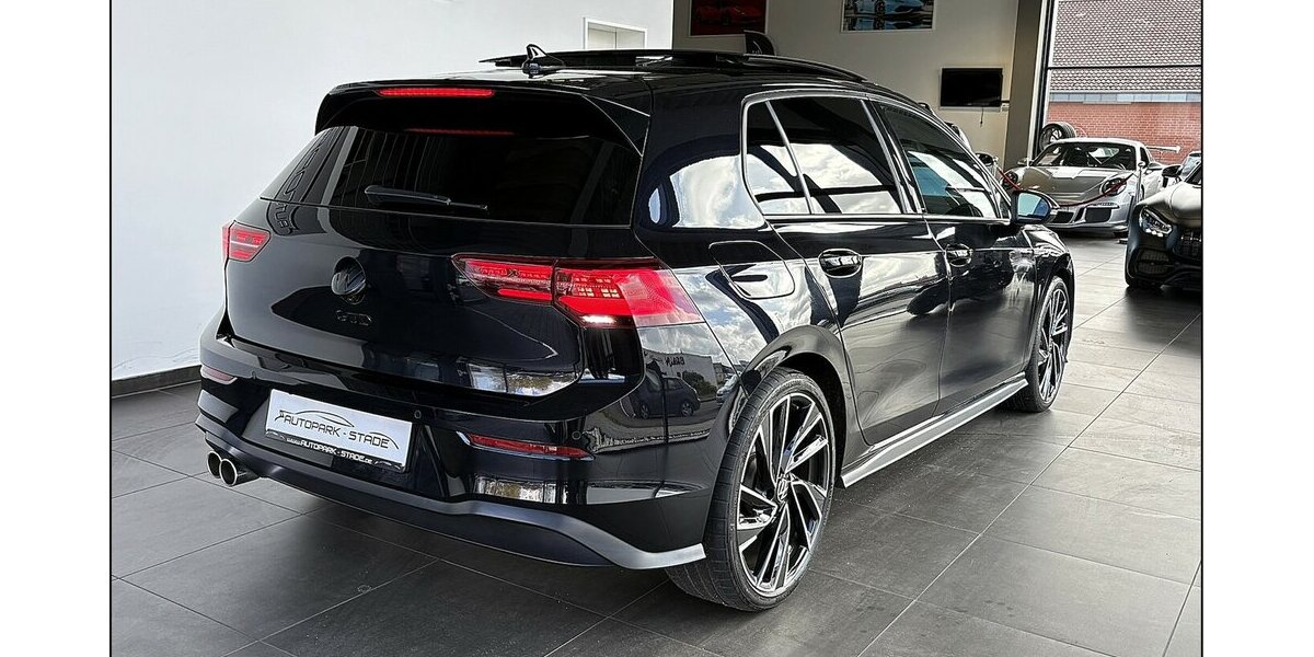 VW Golf VIII GTD LED Pano Kamera VirtualCockpit ACC 49.999 km 32.999 &euro; Stade 21682