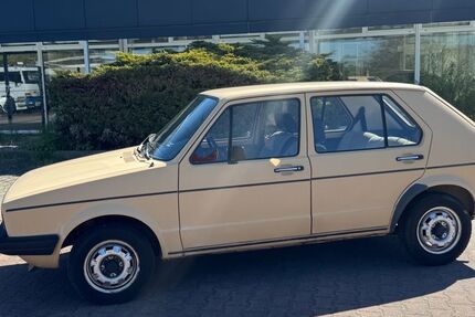VW Golf 131.000 km 6.990 &euro; Struppen 01796