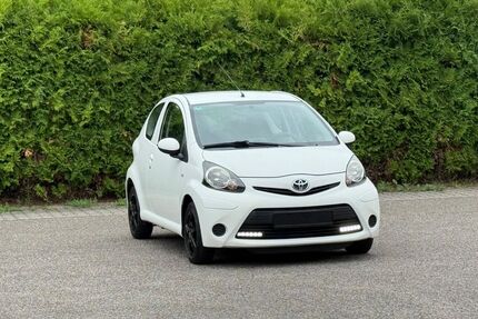 Toyota Aygo (X) 199.000 km 1.999 &euro; Kandel 76870