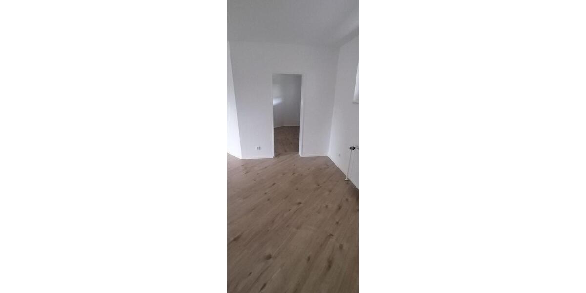 Etagenwohnung Bad Berleburg - 4 Zimmer, 98 m&sup2;, 570&euro; | Angebot:25216809