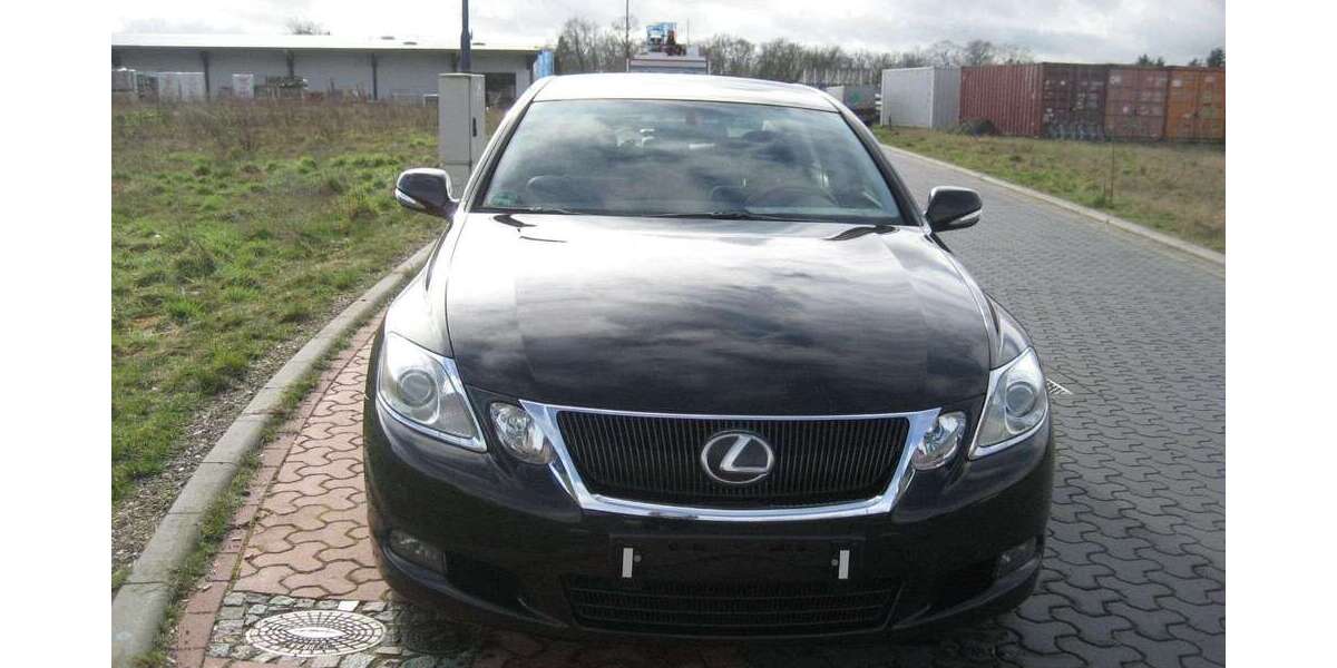 Lexus GS 300 210.000 km 10.990 &euro; Salzhausen 21376