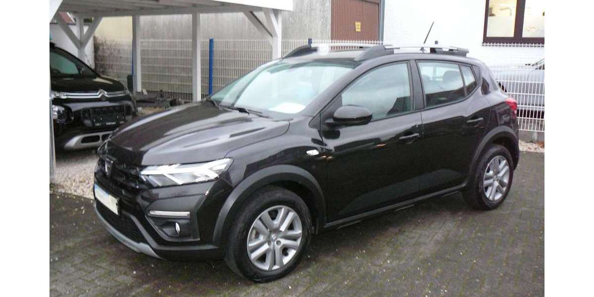 Dacia Sandero 23.000 km 12.750 &euro; Dinslaken 46537