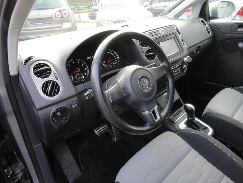 VW Golf Plus Cross 1.Hand+Autom+Klimatr+SHZ+PDC 91.000 km 10.990 € Neuss 41462