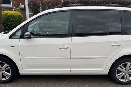 VW Touran 107.000 km 7.490 &euro; Stuhr 28816