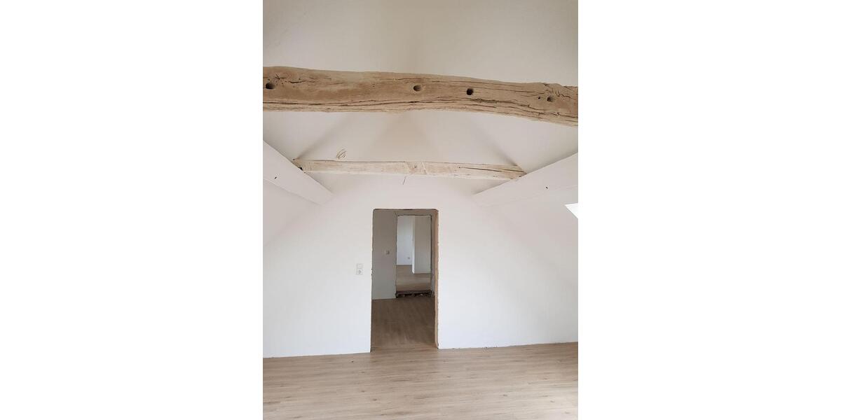 Dachgeschoßwohnung Helmstedt - 2.5 Zimmer, 66 m&sup2;, 478&euro; | Angebot:26688776