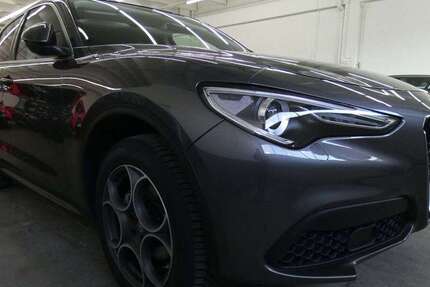 Alfa Romeo Stelvio 92.000 km 21.999 &euro; Metzingen 72555