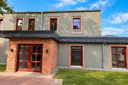 Haus Dresden Leuben - 4 Zimmer, 146 m&sup2;, 1.000&euro; | Angebot:27728360