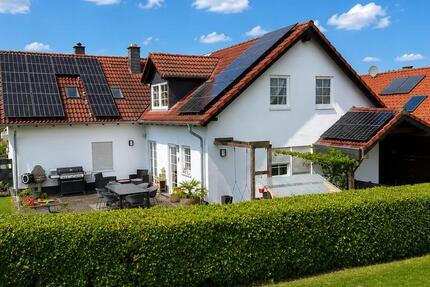 Haus Hennef (Sieg) - 9 Zimmer, 349 m&sup2;, 920.000&euro; | Angebot:27083232
