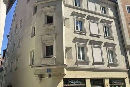 Haus zum Kaufen in Regensburg 2.050.000 € 603 m²