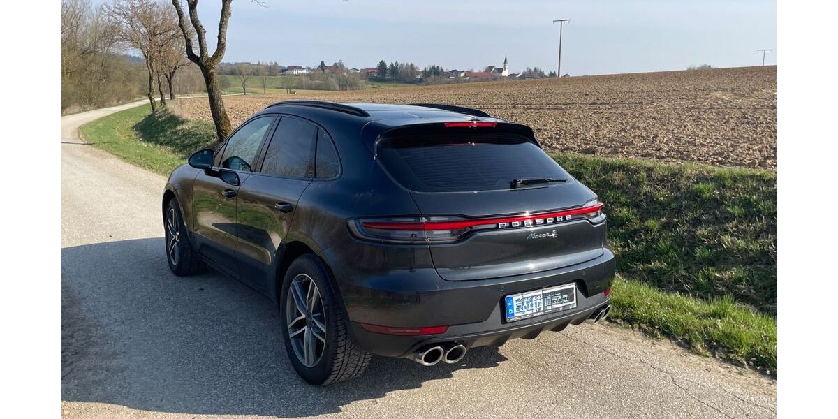 Porsche Macan 89.500 km 51.250 &euro; Steinach 94377