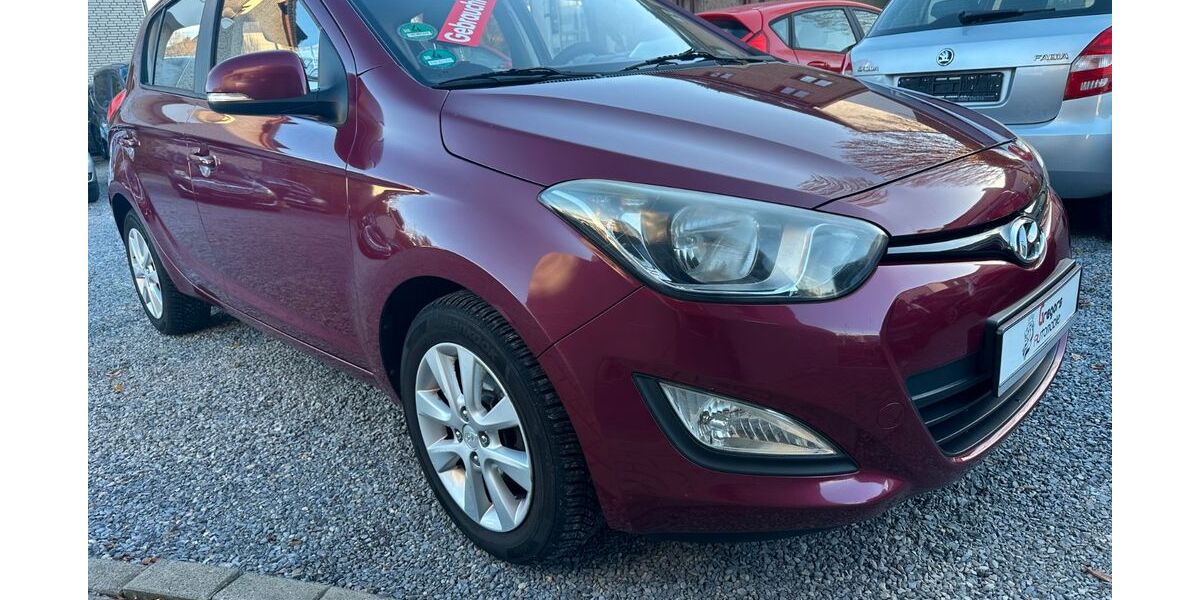 Hyundai i20 147.311 km 4.650 &euro; Aachen 52080