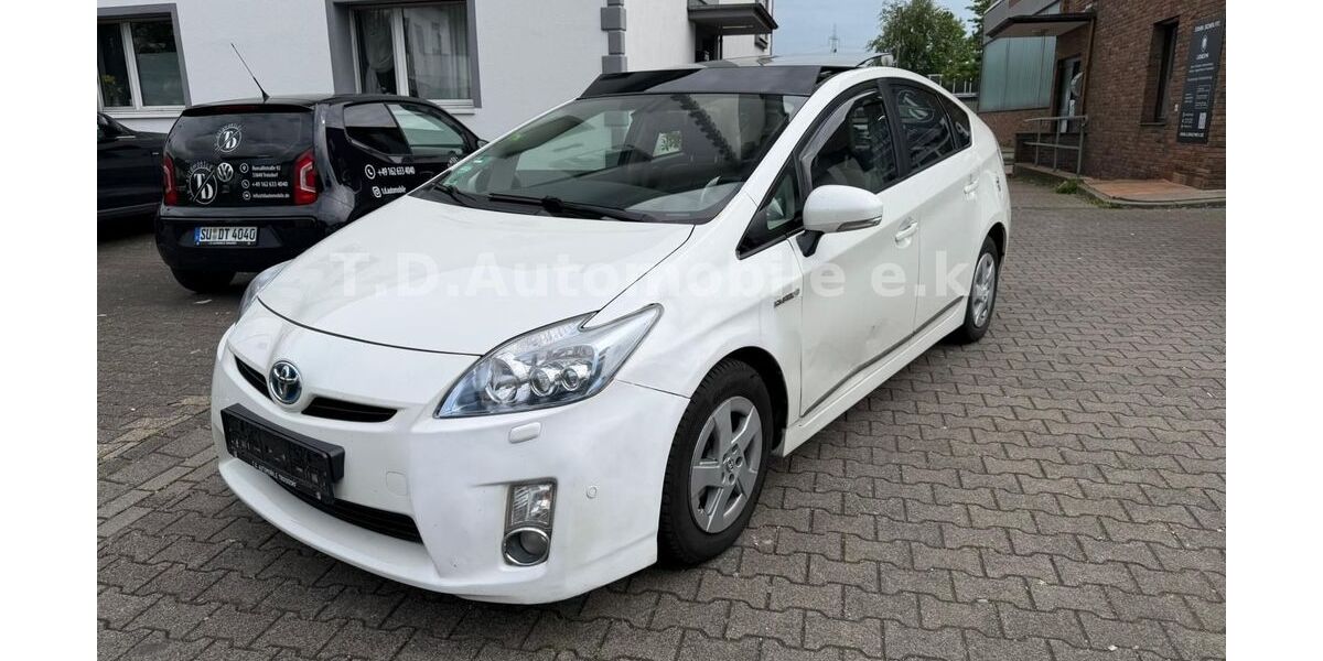 Toyota Prius 222.000 km 7.999 &euro; Troisdorf 53840
