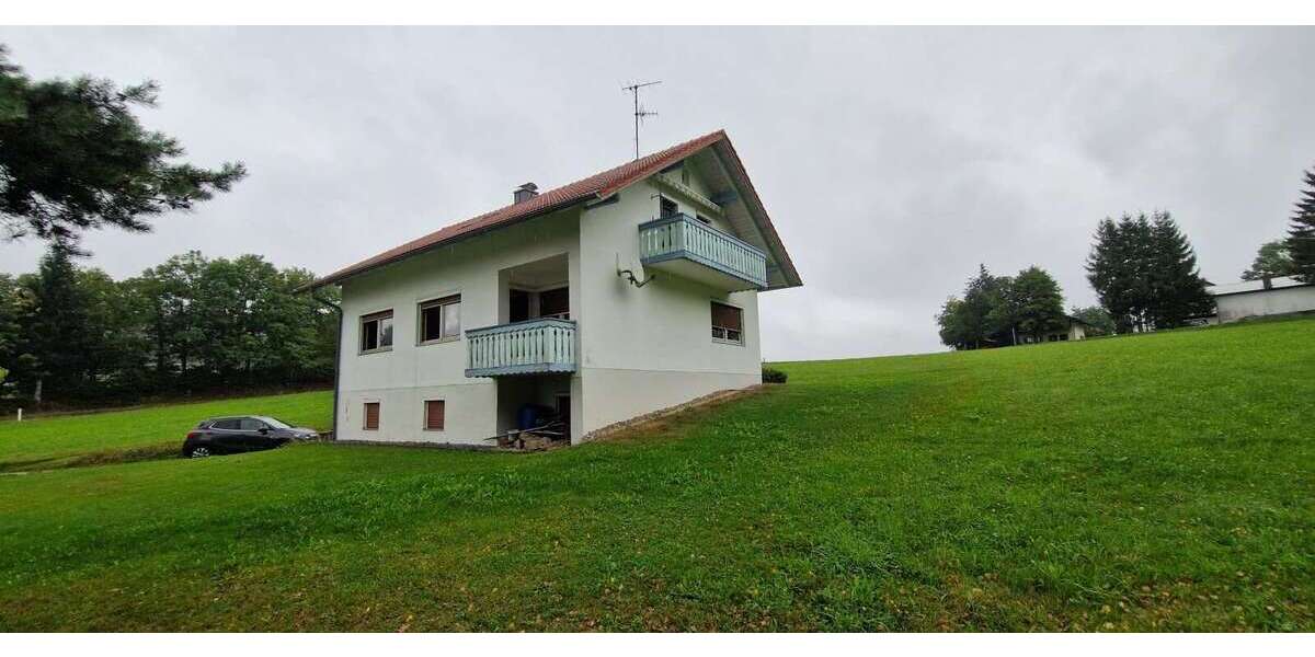 Haus zum Kaufen in Spiegelau 198.000 € 115 m² 5 zimmer